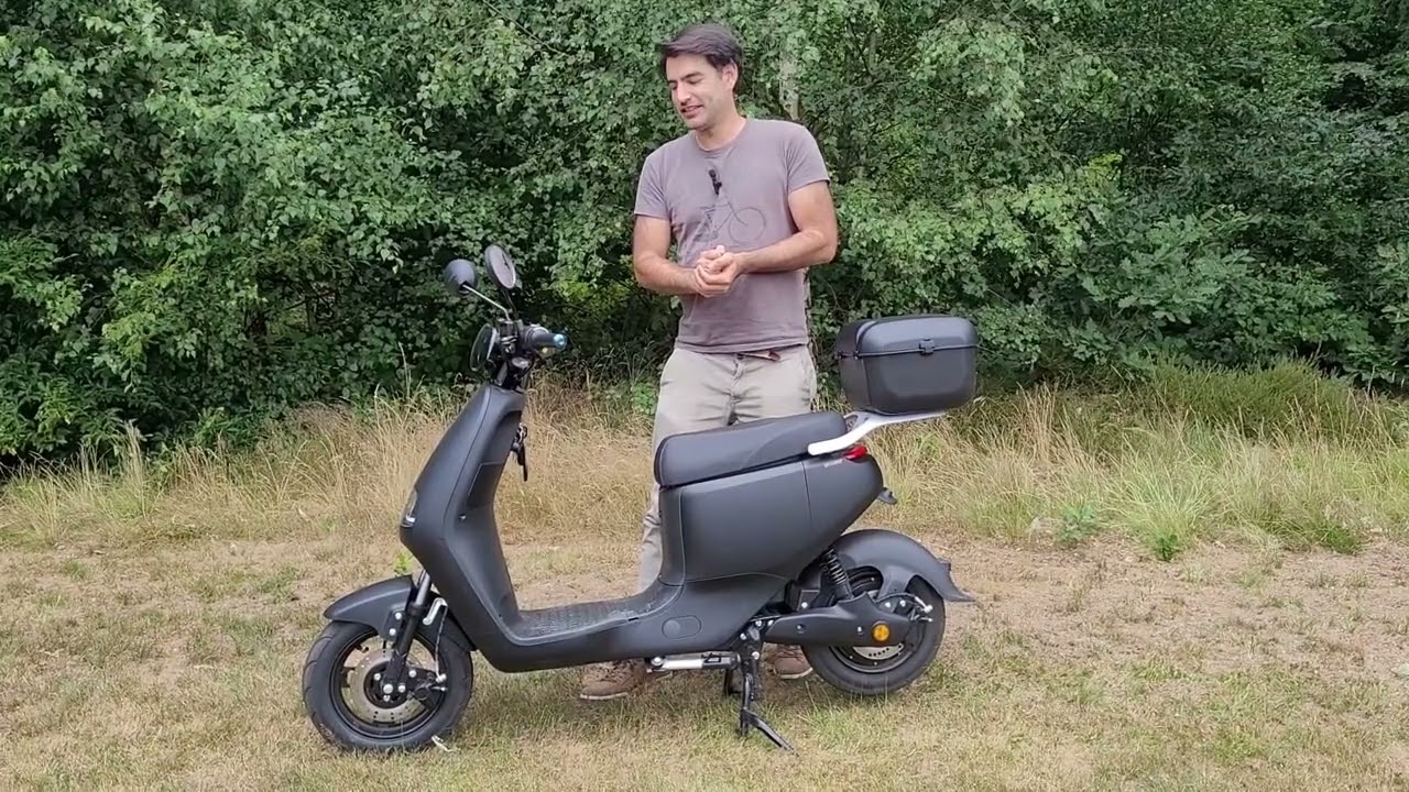 Meistverkaufter E-Roller Schweiz City Go/  Merlin  25 km/h 100 km ohne Führerschein Elektroroller