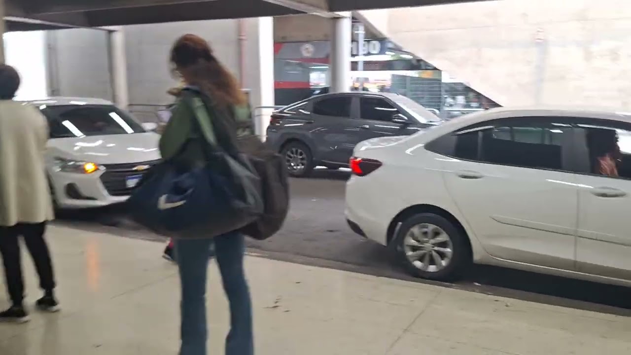 Terminal Tietê São Paulo  embarque  e desembarque  passageiros  