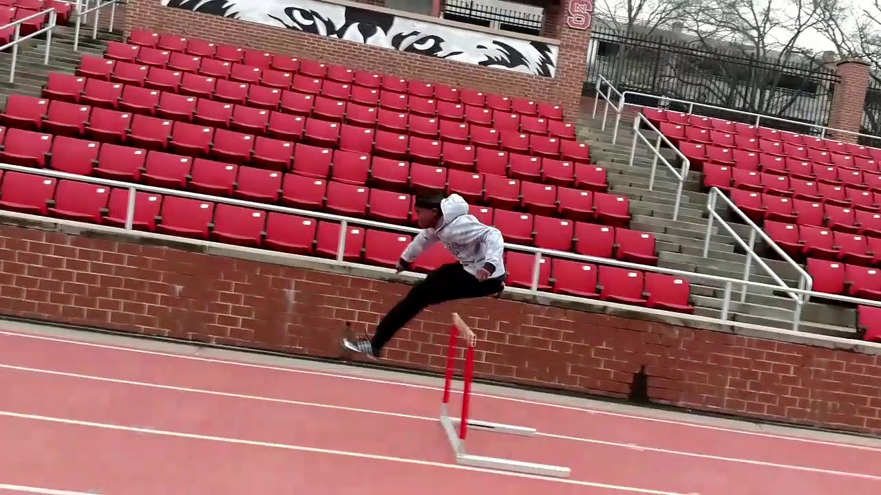 Hurdle Training - 5 Step into 3 step race rhythm with RJ Montgomery