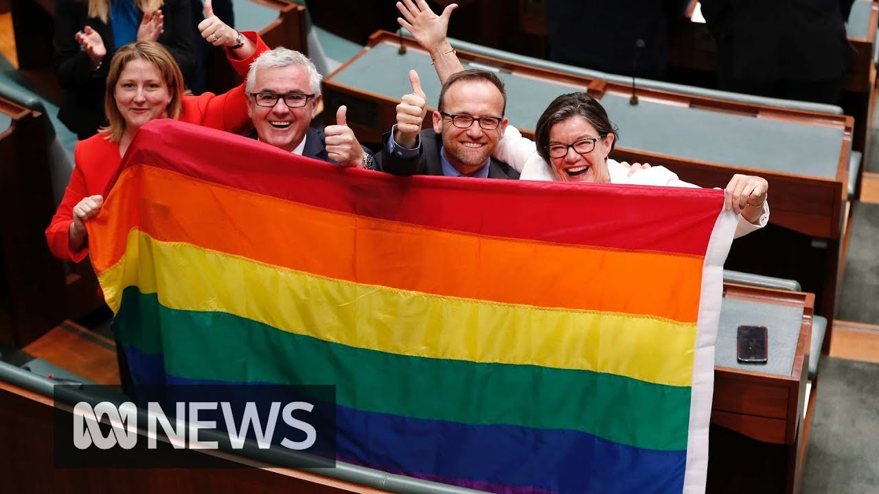 Same-sex marriage bill passes