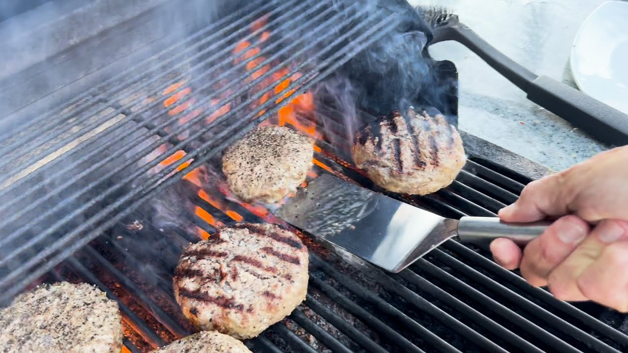 The Cheeseburger recipe that will change your life! Patrick's soon-to-be famous Moo & Oink Burger.