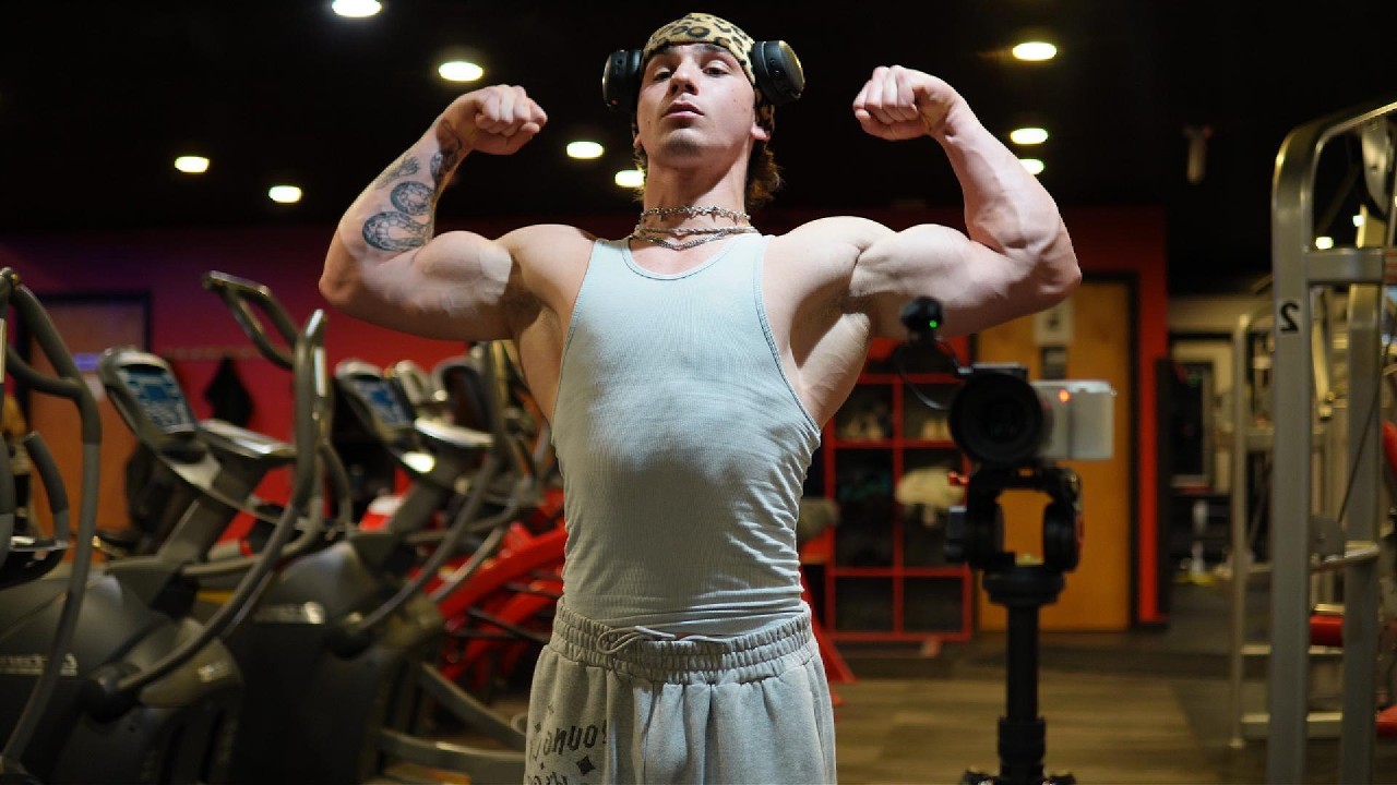 Winter Bulk ep 30 - A HUMBLING Chest & Back Day.