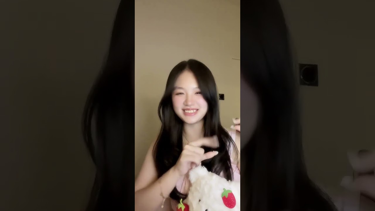Venessa margareta Is the future wife of Jamsil Latief di dunia & akhirat.