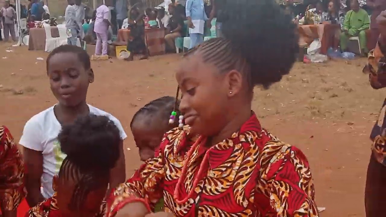 IKA MUSICIAN DON KENNEDY PERFORM ONYE CHUKUW GOZI PLS SUBSCRIBE BOOK LIKE COMMENT SHARE.
