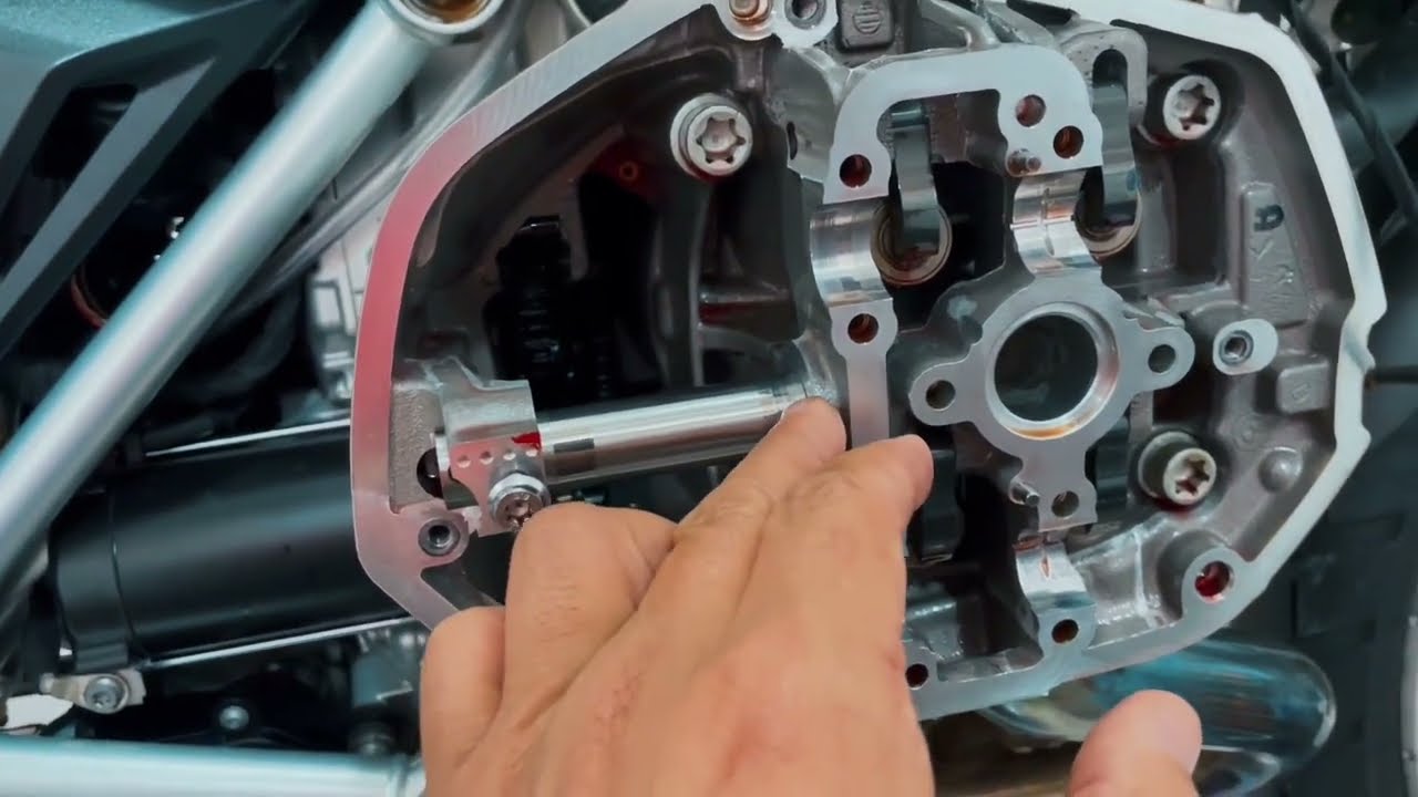 Barulho forte cabeçote Bmw 1200gs / solucionamos o problema .