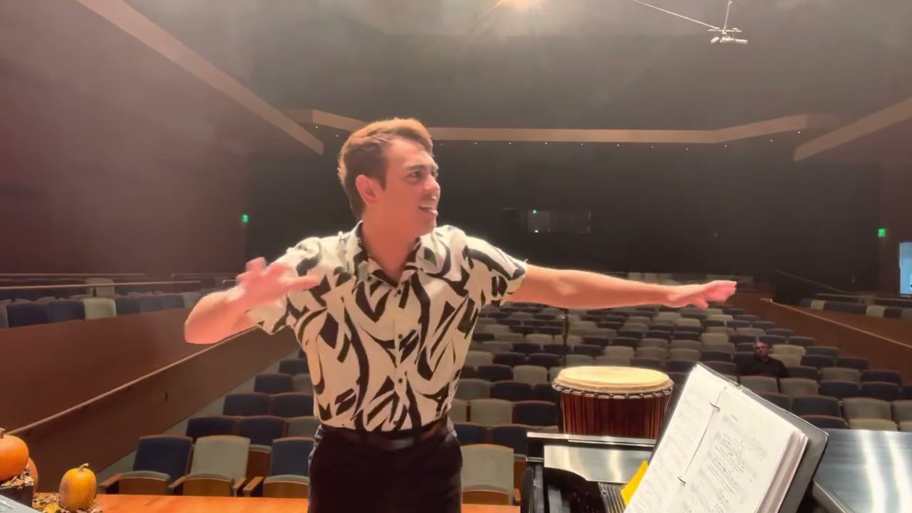 University Chorale Rehearsal Video “Rosas Pandan”
