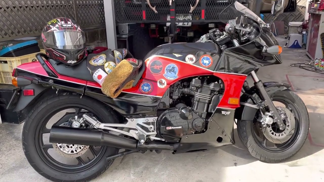 TOPGUNMAVERICK KAWASAKI GPz900R A11→A1orA2USに戻し中