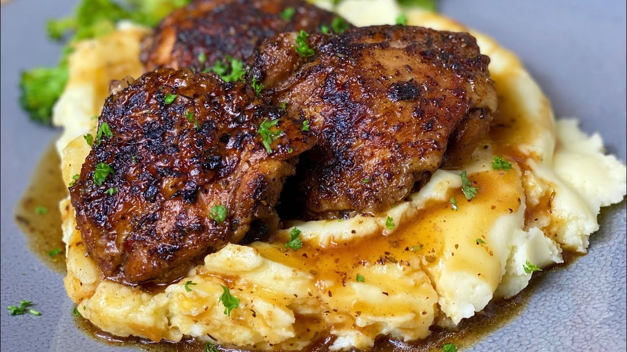 Давайте готовить вместе со мной || Сочные и вкусные куриные бёдрышки с нежным картофельным пюре и...
