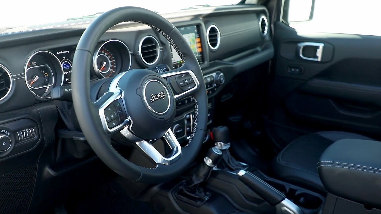 2018 Jeep Wrangler - Interior (Rubicon & Sahara)