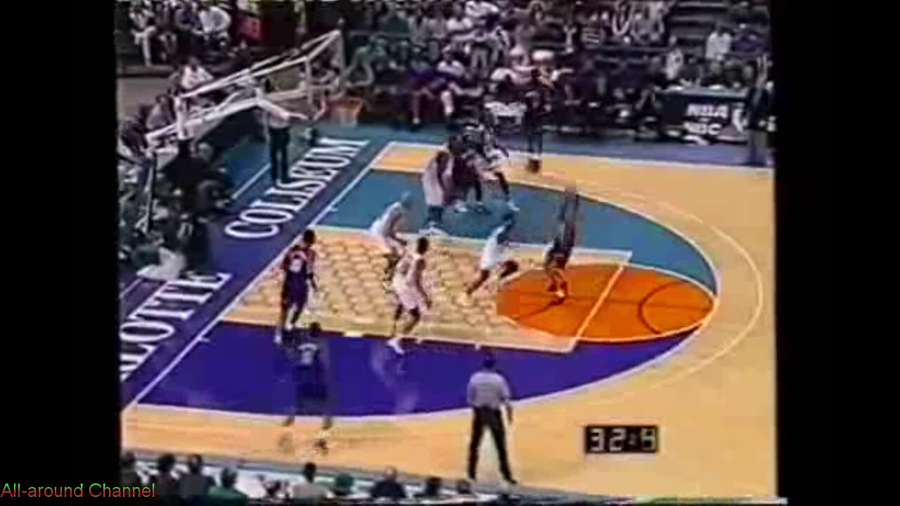 Kevin Johnson 30 Pts 8 Ast @ Charlotte, 1995-96.