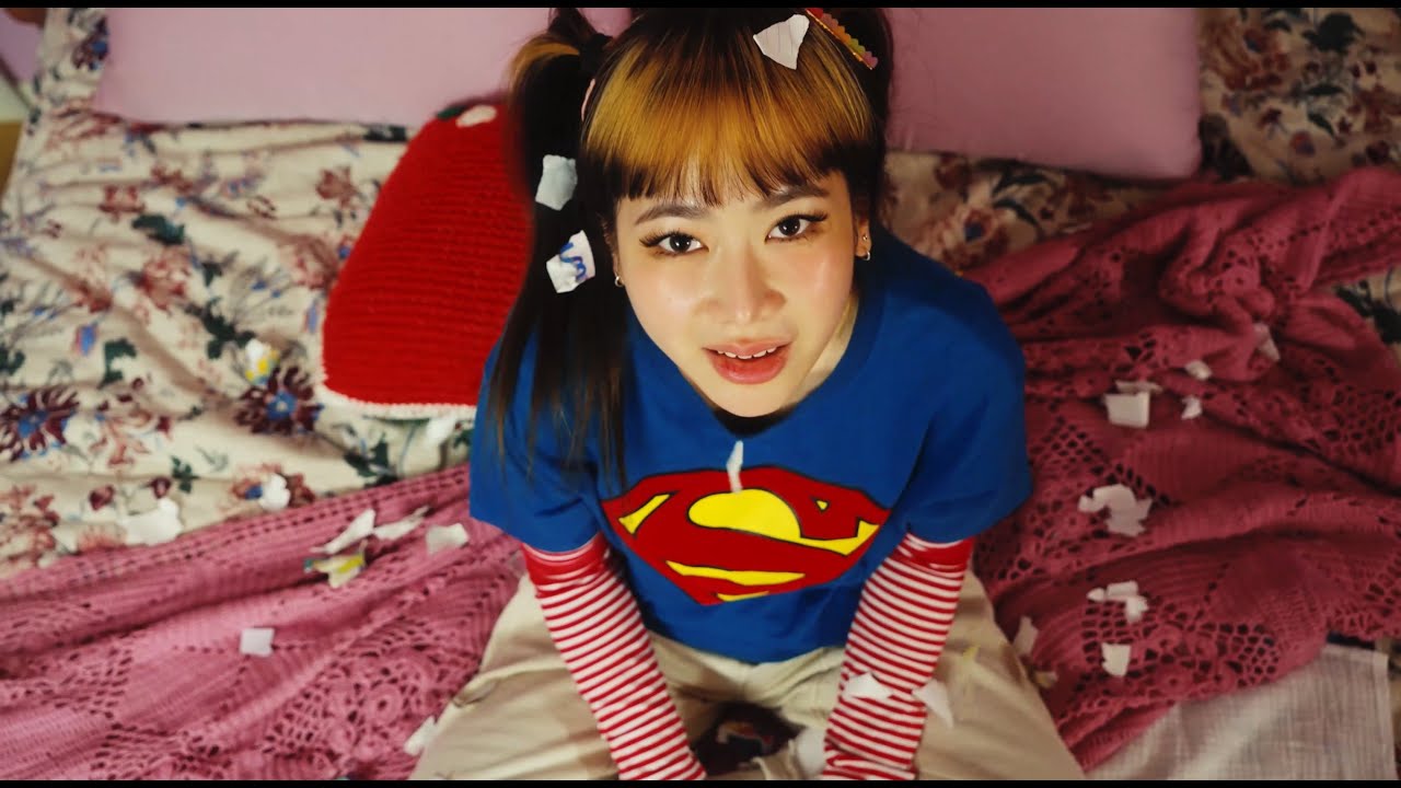 베리코이버니 (verycoybunny) - I don't care (Official Video)