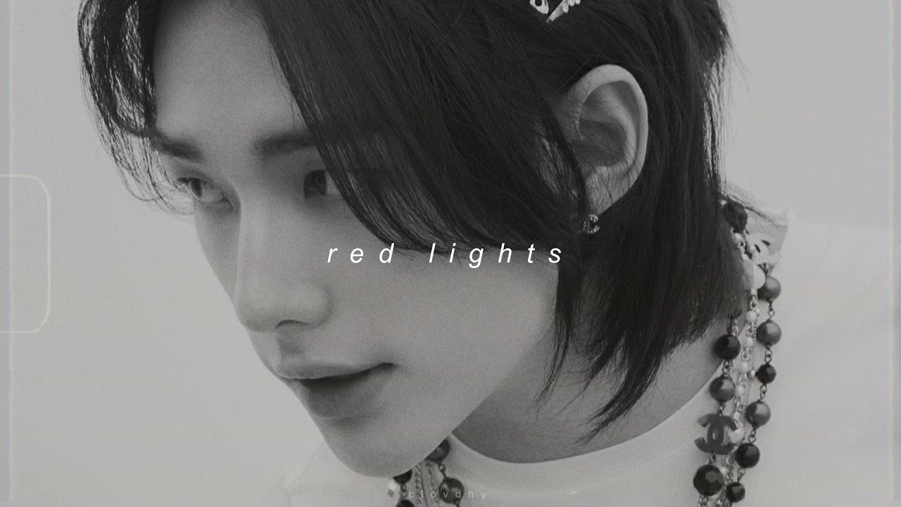 stray kids - red lights (slowed + reverb)
