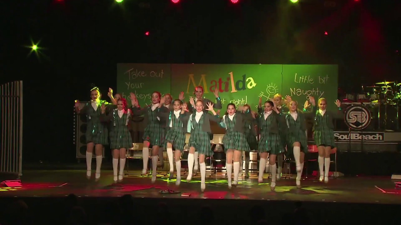 Showdans Matilda junioren dansmariekes Kaninefaaten 2017/2018