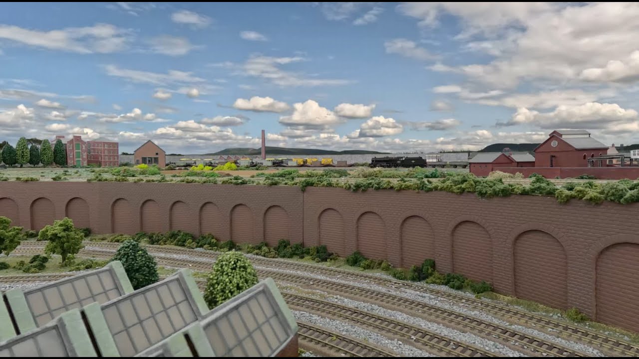 British Railways OO gauge Four Track Upper Level re-opens. Very Long Views Black 5 Engineers Train.