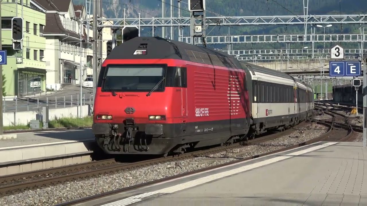 (4K) Swiss Trains at Spiez Bahnhof