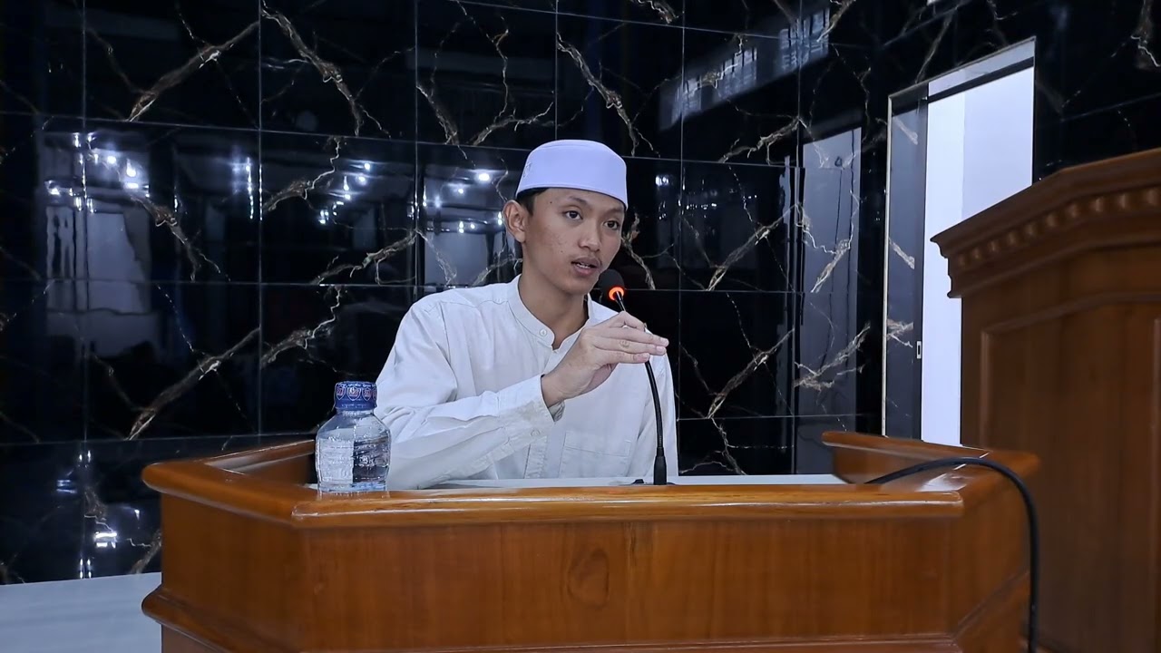 Ustadz Kafka Erlangga :  Tadabbur QS. 113 : Al Falaq.