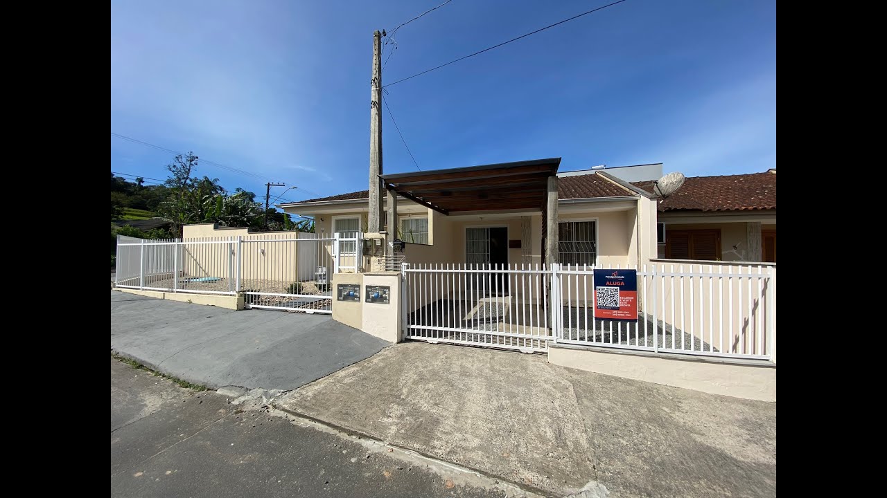 Casa com 02 dormitórios no Nova Brasília em Joinville - SC