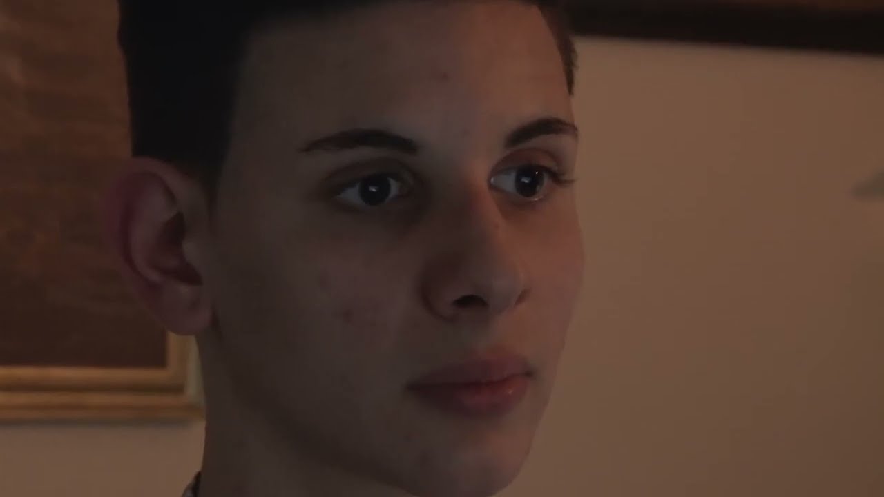 24⧸24 ore   Spot contro la dipendenza e l'abuso tecnologico