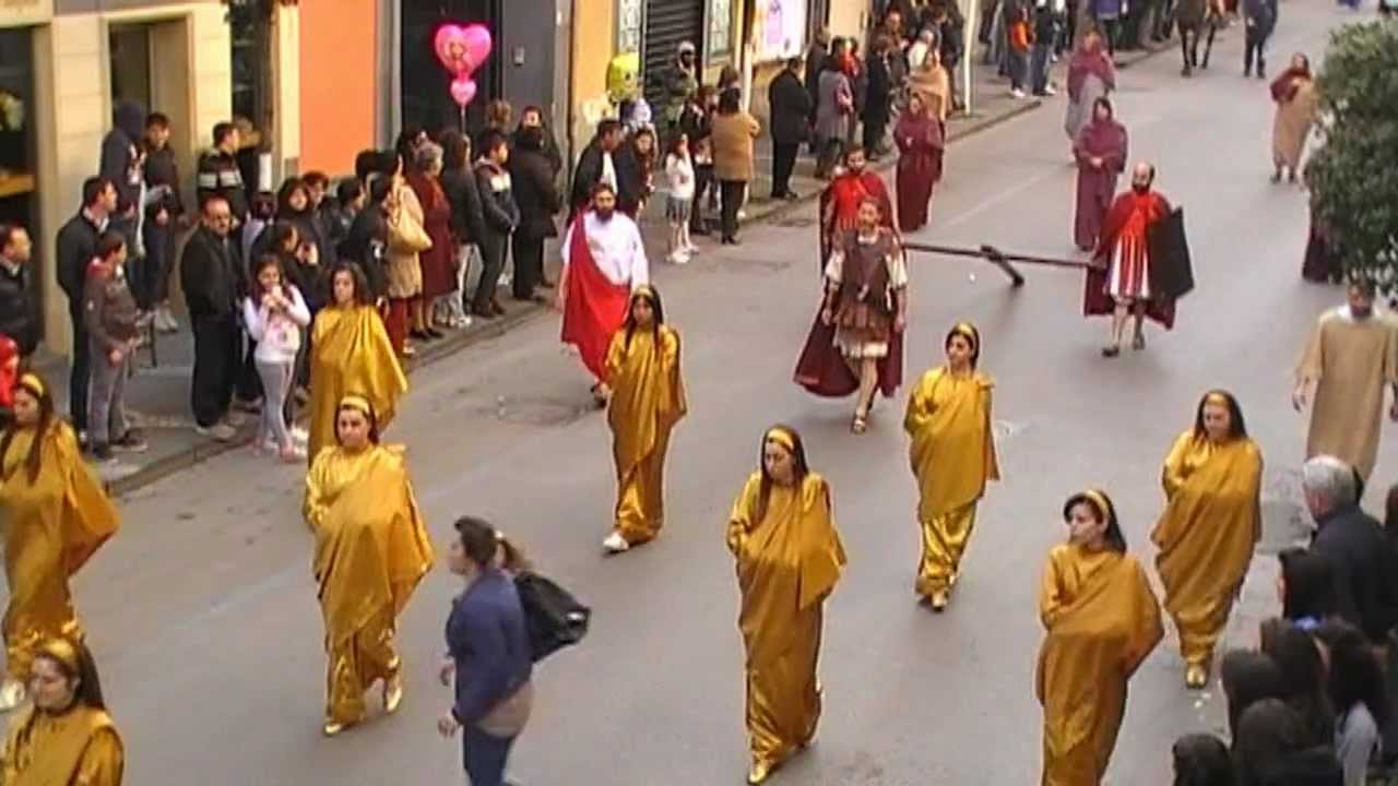 PROCESSIONE via Crucis AD ACERRA (NA) (il venerdi santo acerrano)