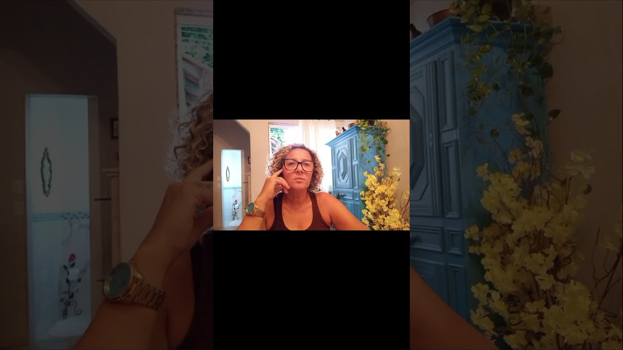 Falando um pouco sobre mim 🌻🌻