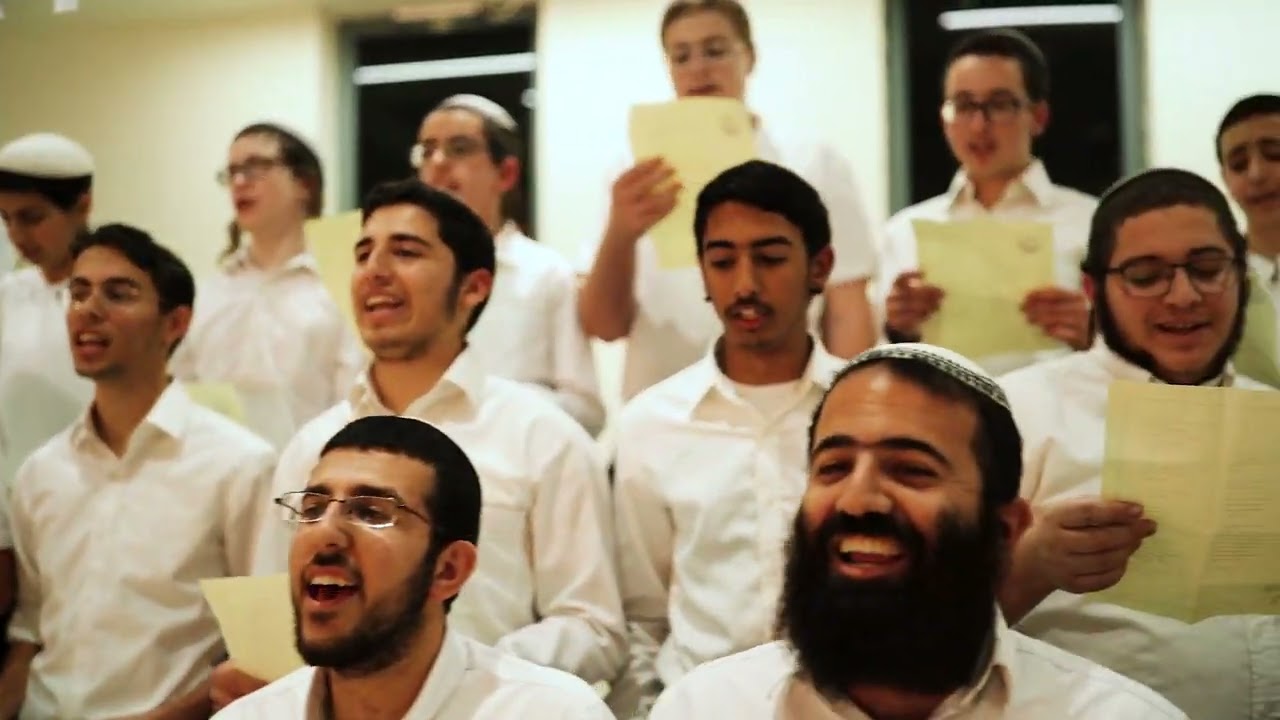 רק תפילה אשא | ישיבת 'נתיבות יוסף' מצפה יריחו | שירת המונים - וזה הקול