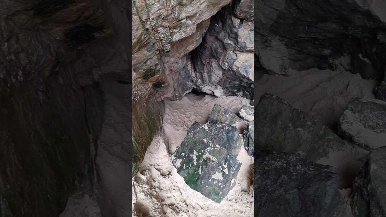 Gruta que Chora na Praia da Sununga Ubatuba-SP