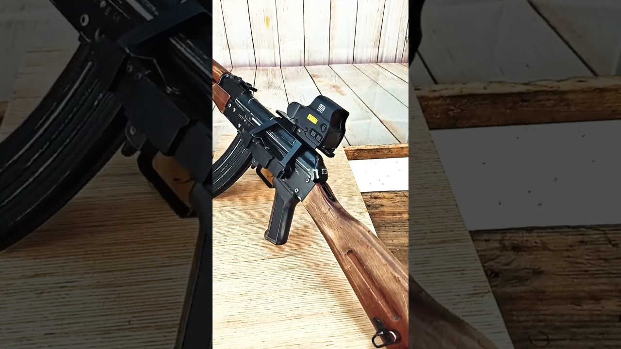 🔧 Red Dot on AK-74 &ndash; Easy to Mount? #shorts