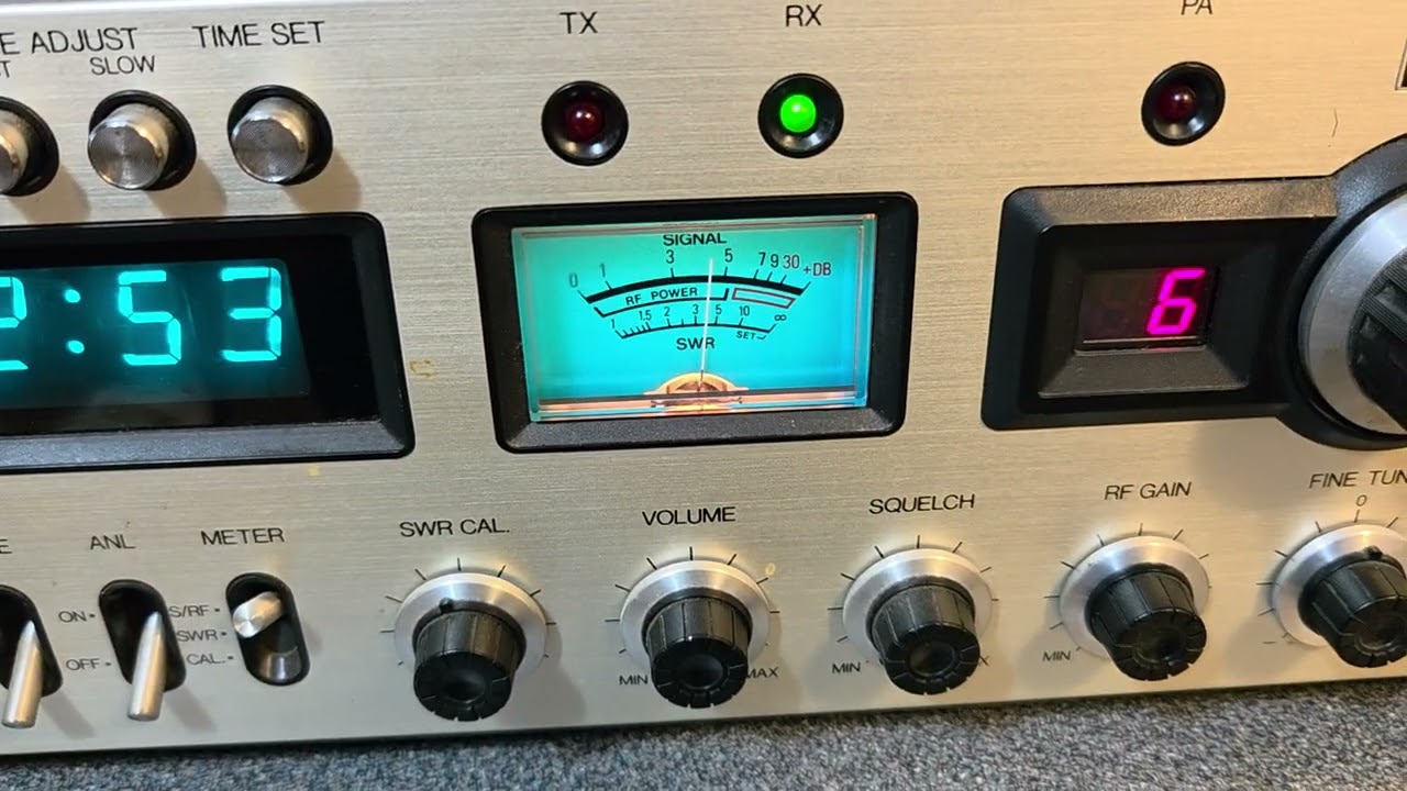 Базовая станция CB-радиостанции Montgomery Ward Model 702