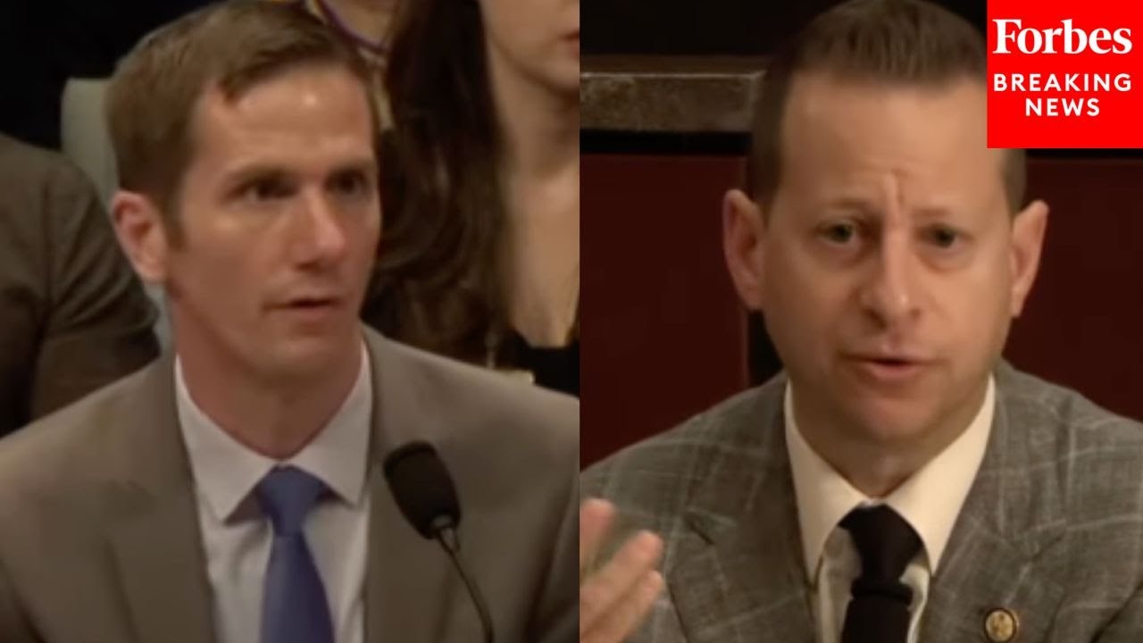 'Never Say This To Anybody...': UAP Whistleblower Recalls UAP Sighting To Jared Moskowitz