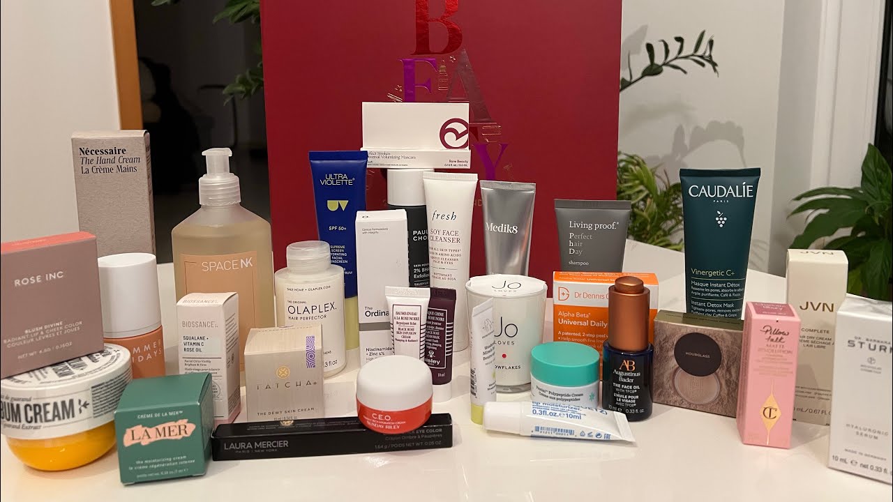 Адвент-календарь Space NK 2022