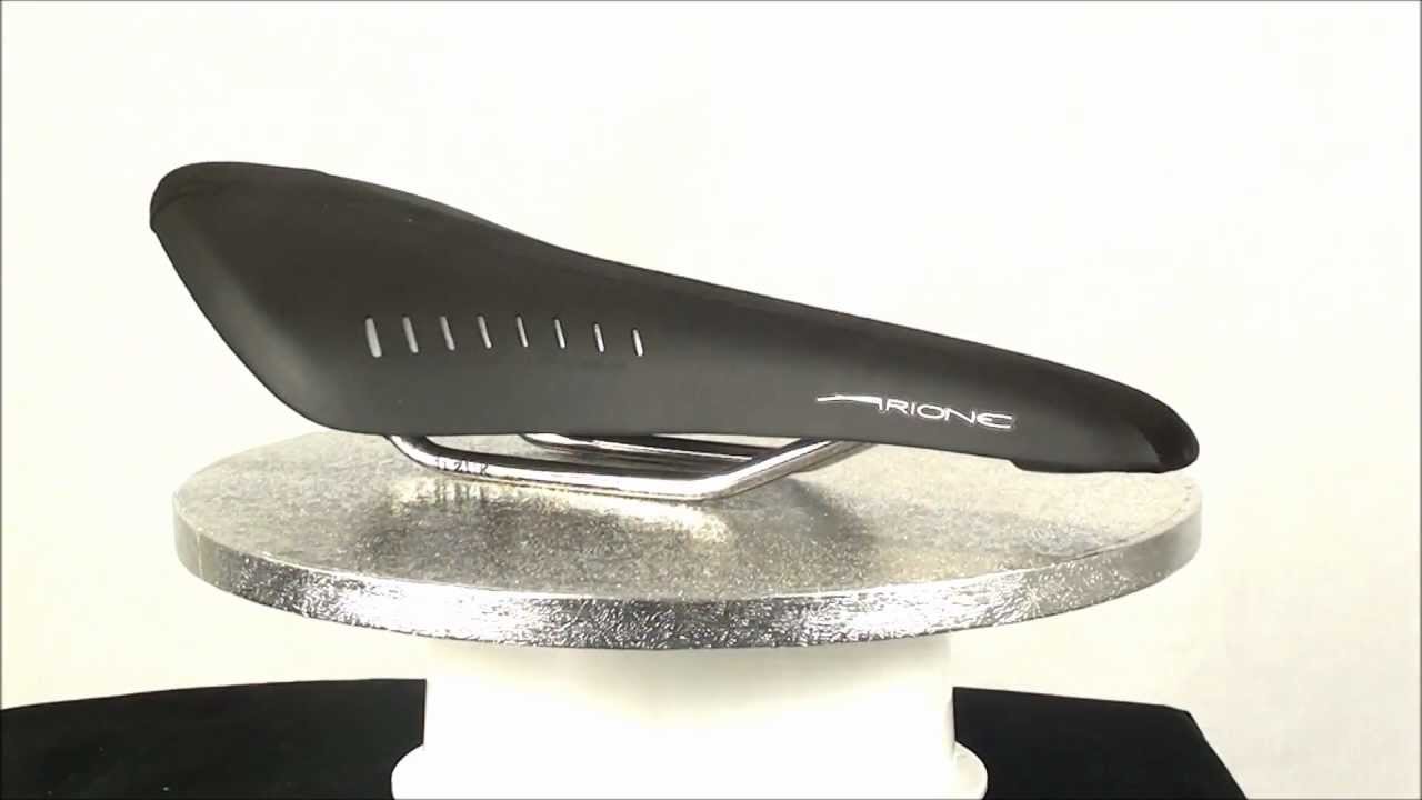Fizik Arione Wingflex saddle