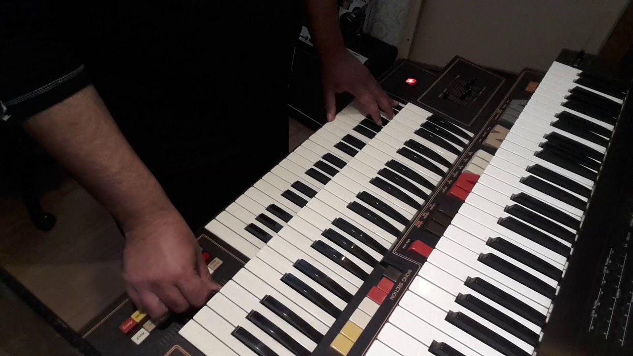 Searching for the Vangelis sound (Farfisa Commander Partner 8)