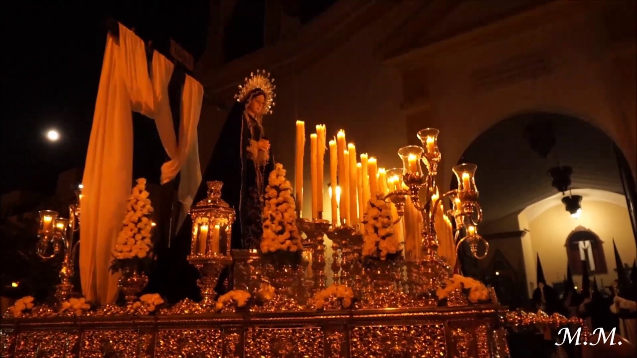 Semana Santa 2017: Recogidad Hermandad Soledad y Santo entierro de cristo Chiclana