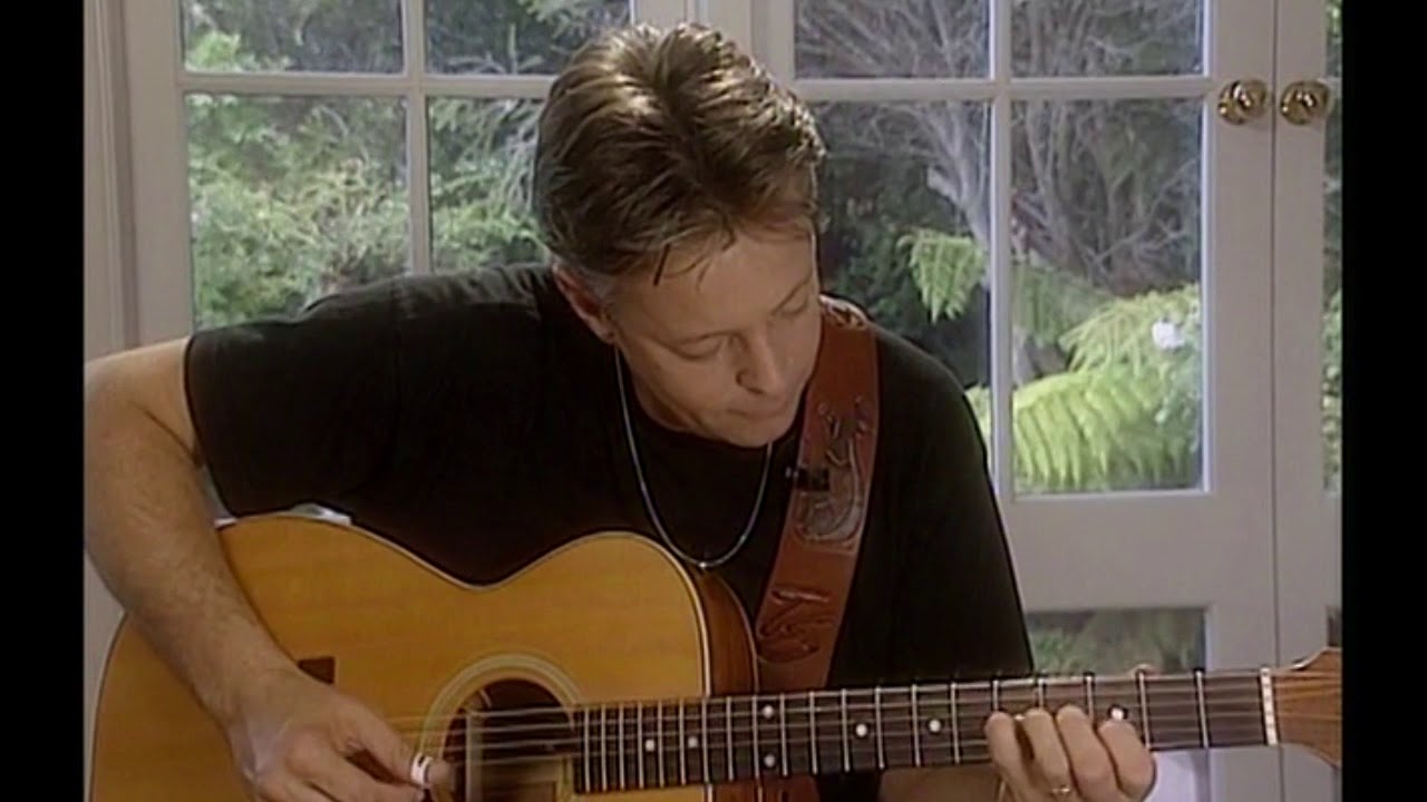 Moving Bass Lines | Instructional | Tommy Emmanuel
