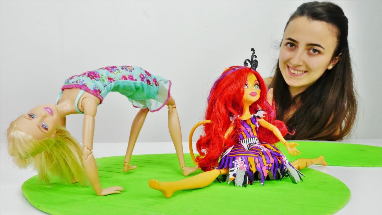 Barbie ve Torelai fit yarışması yapıyorlar. Spor oyunları