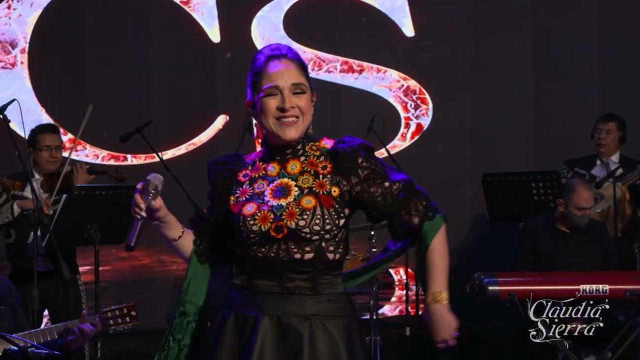 CLAUDIA SIERRA  La Bikina en vivo