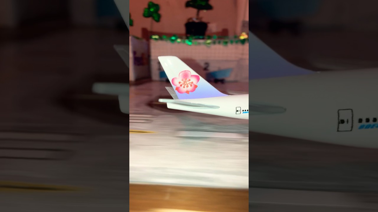 China airlines 747 takes off! 🛫#aviation #china #airlines #takeoff #plane #airport #new #747