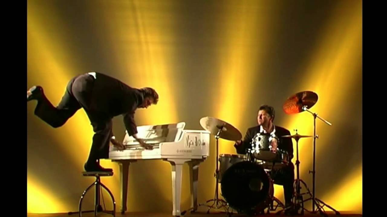 GREAT BALLS OF FIRE - NICO BRINA rockandroll by jerryleelewis