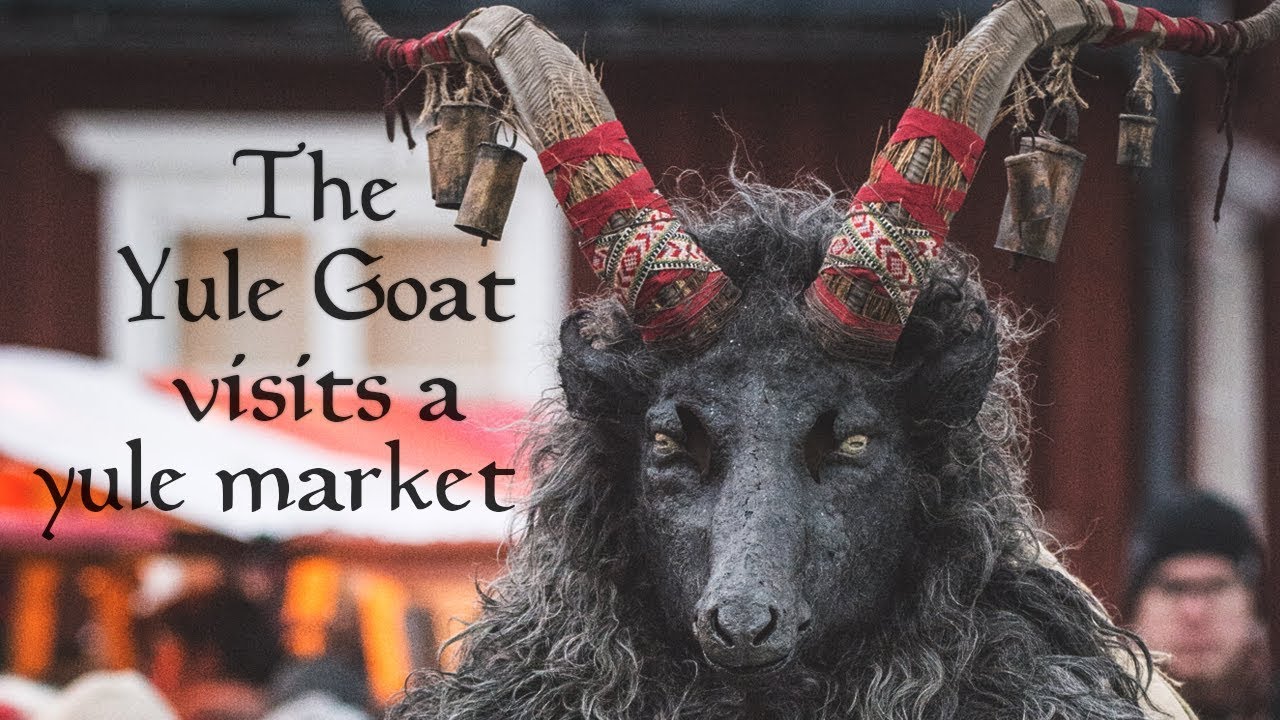 The Yule Goat visits a yule market - Julbocken