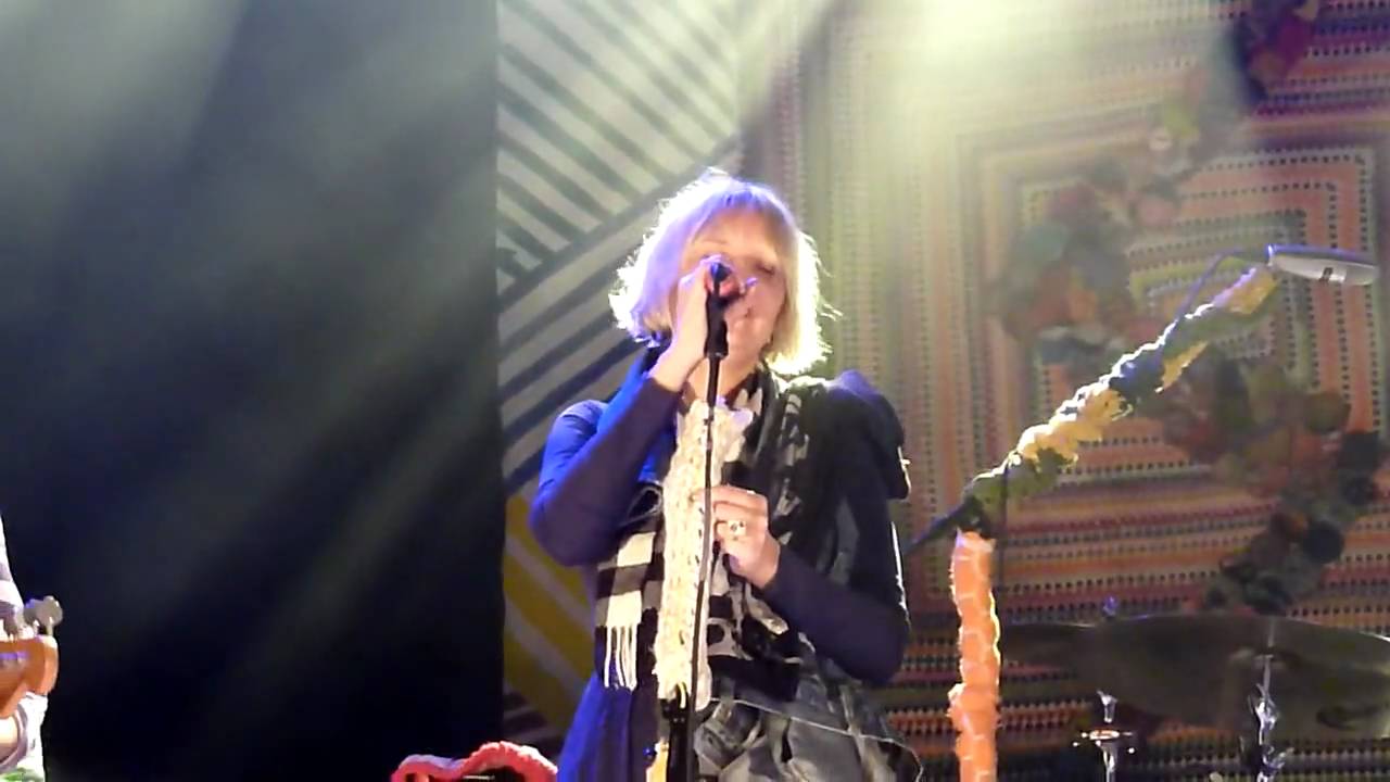Sia - Breathe Me - Live in San Francisco 2010