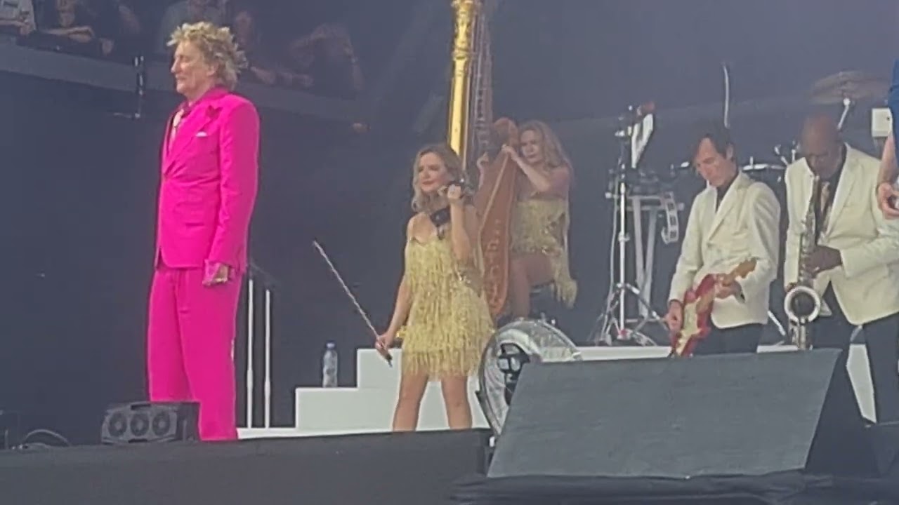 Rod Stewart Mick Hucknall Glastonbury 2025