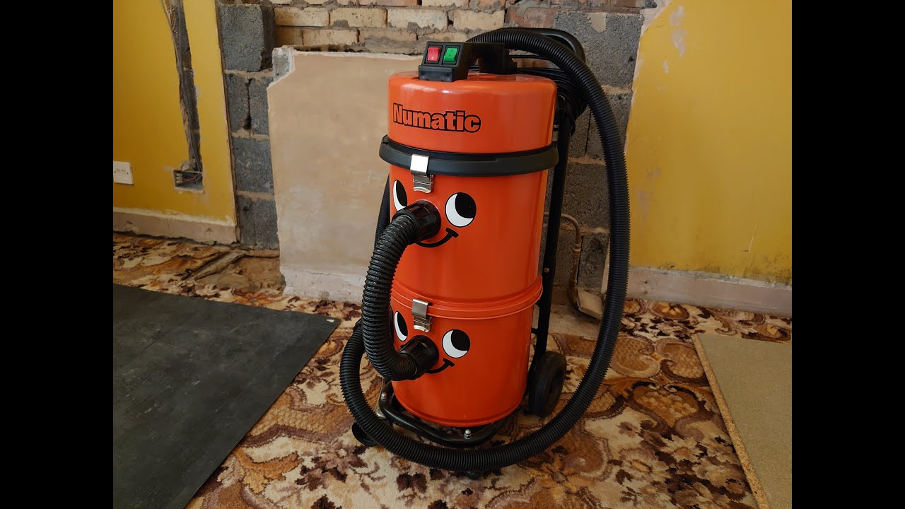 my dads 2004 numatic SSMF350 (twins) (industrial) vacuum cleaner, review and demo.