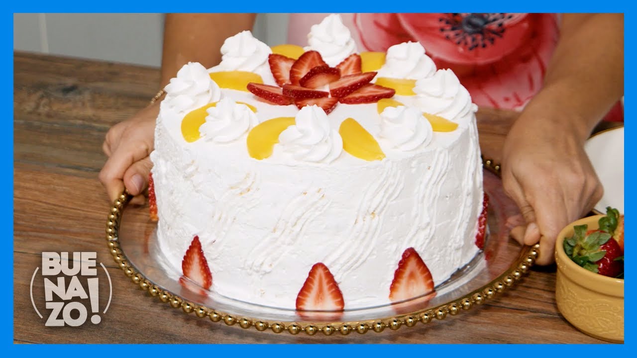 Esta torta con frutas y chantilly es un éxito en los cumpleaños | Buenazo!