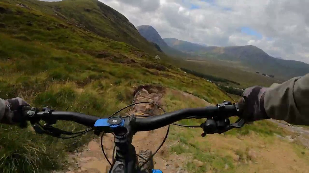 Glencoe Mountain Resort. Red full run (kinda😅)