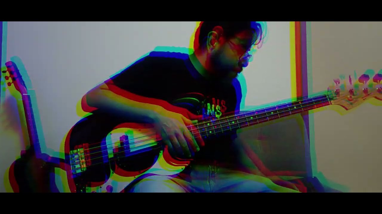 Green Day - American Idiot Bass Cover