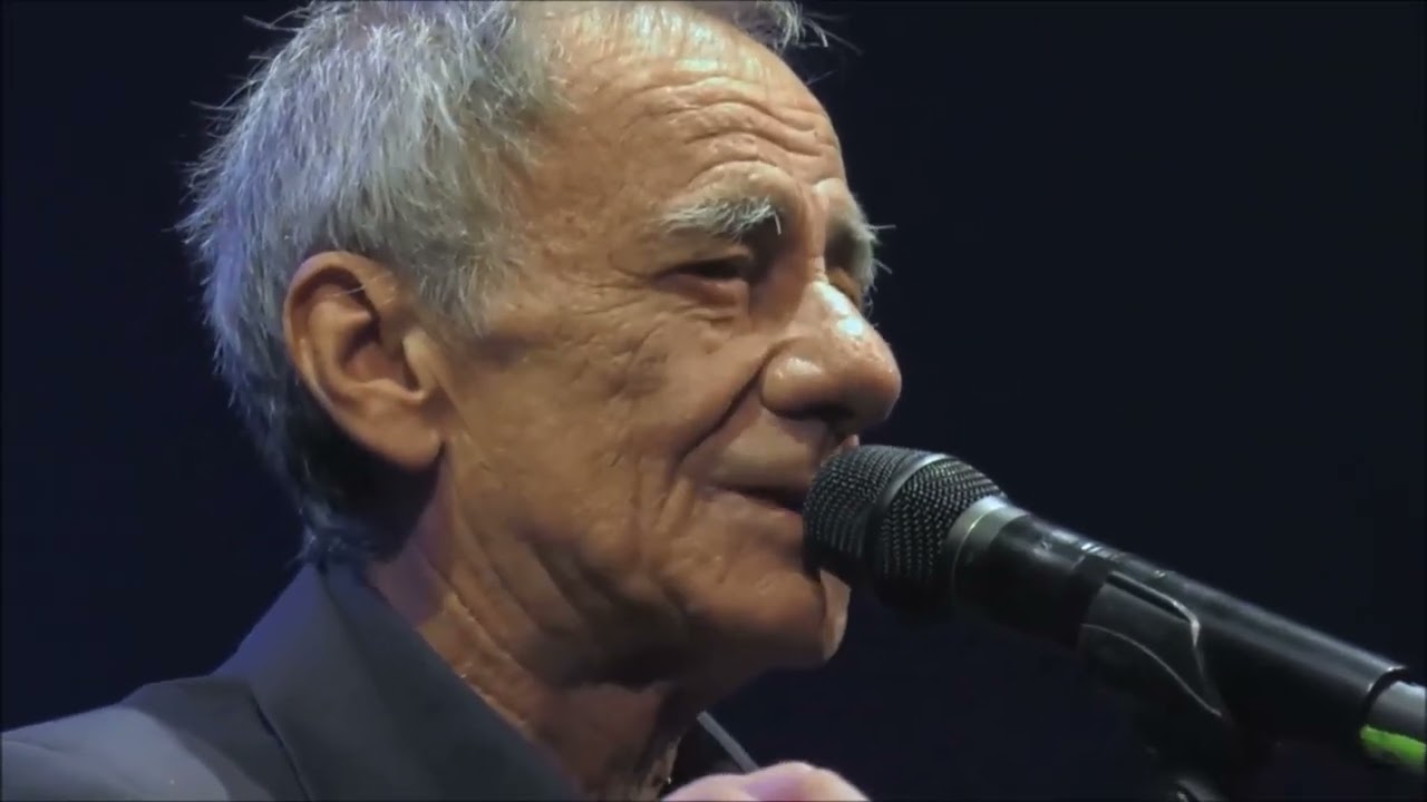 Roberto Vecchioni - A muso duro (Live 2022)