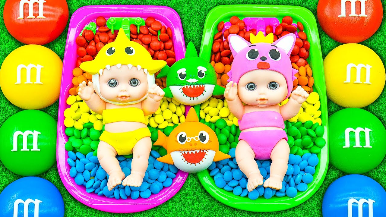 20 Minutes Satisfying ASMR, Filling Rainbow Bathtubs with M&M’s & Magic Slime