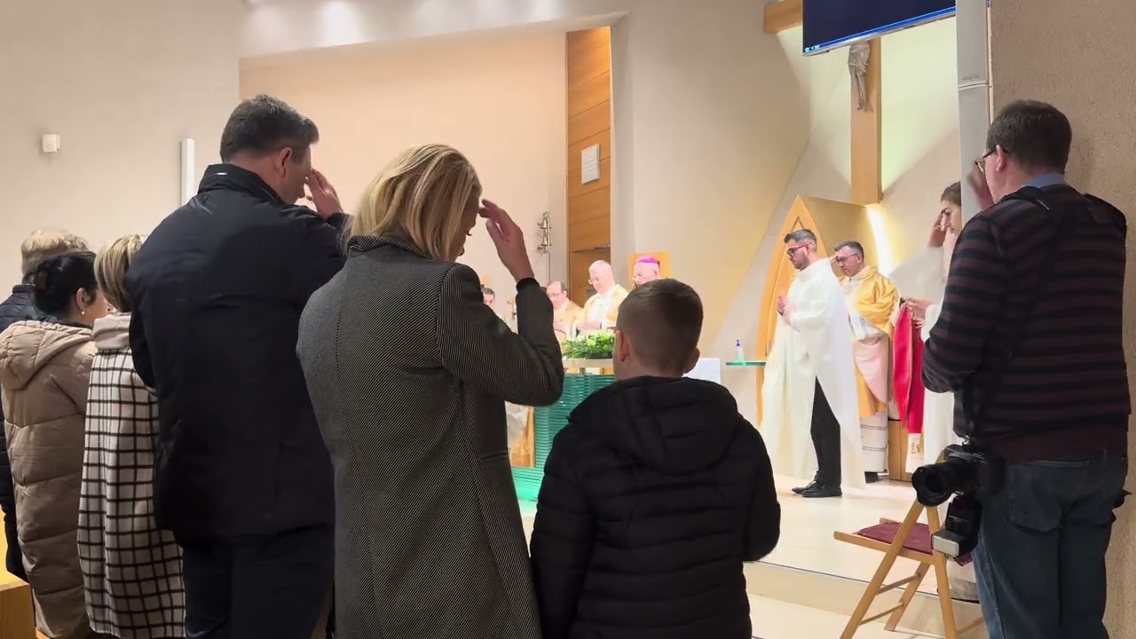 KIRÁLYNŐ SZÜLETIK - Kemper orgona a Szent Margit templomban