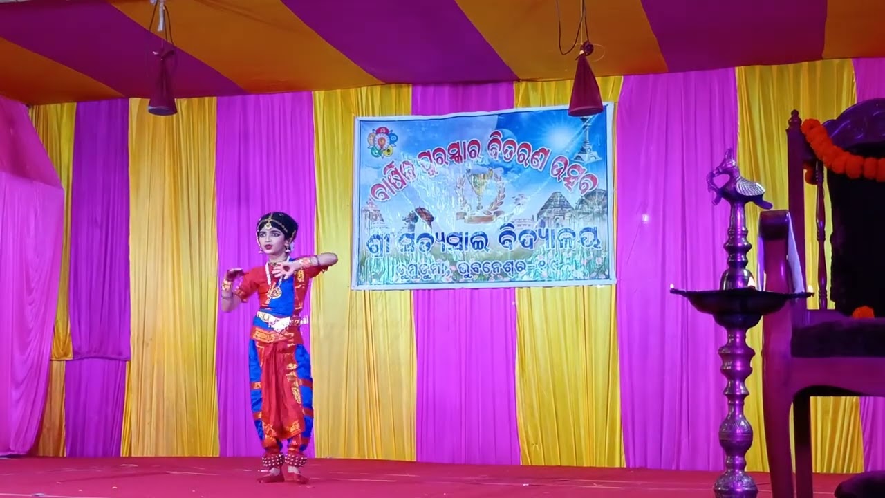 Tamil Song 🎊✨🔥🩷❤️🪷Dance in Annual function of Sri Satya Sai Vidyalaya,Dumduma, Bhubaneswar#subscribe