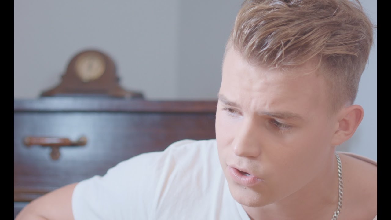 Patryk Demkowski - Mommy (OFFICIAL VIDEO)